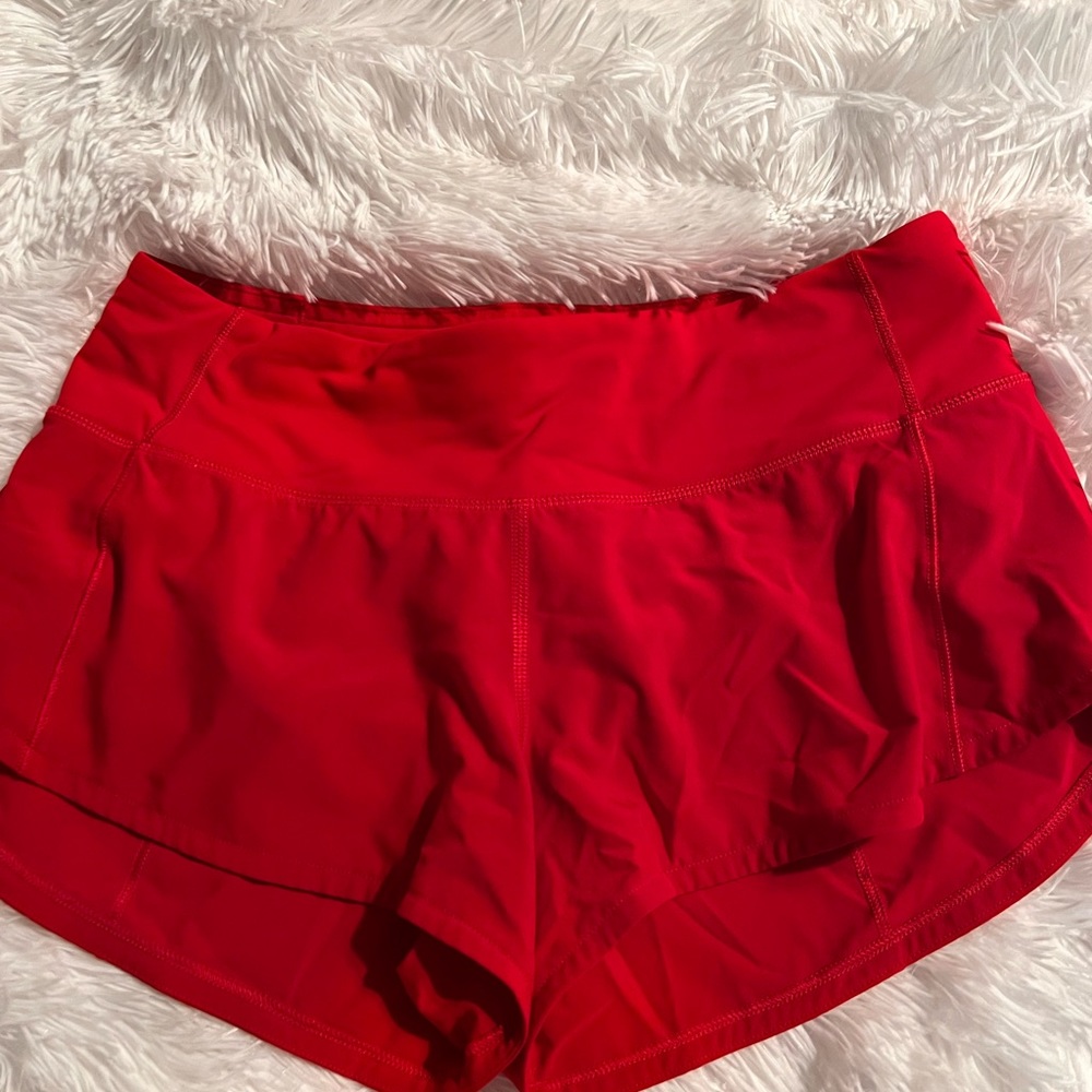 Size 2, like new, red lululemon shorts😍